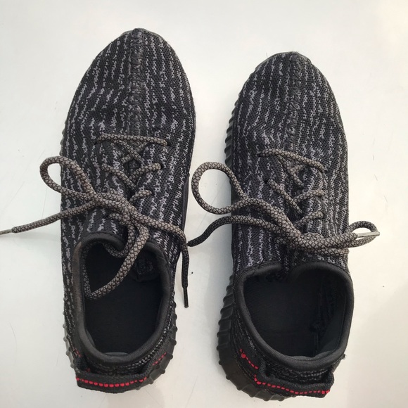 Yeezy Boost 350 Pirate Black - Picture 3 of 3
